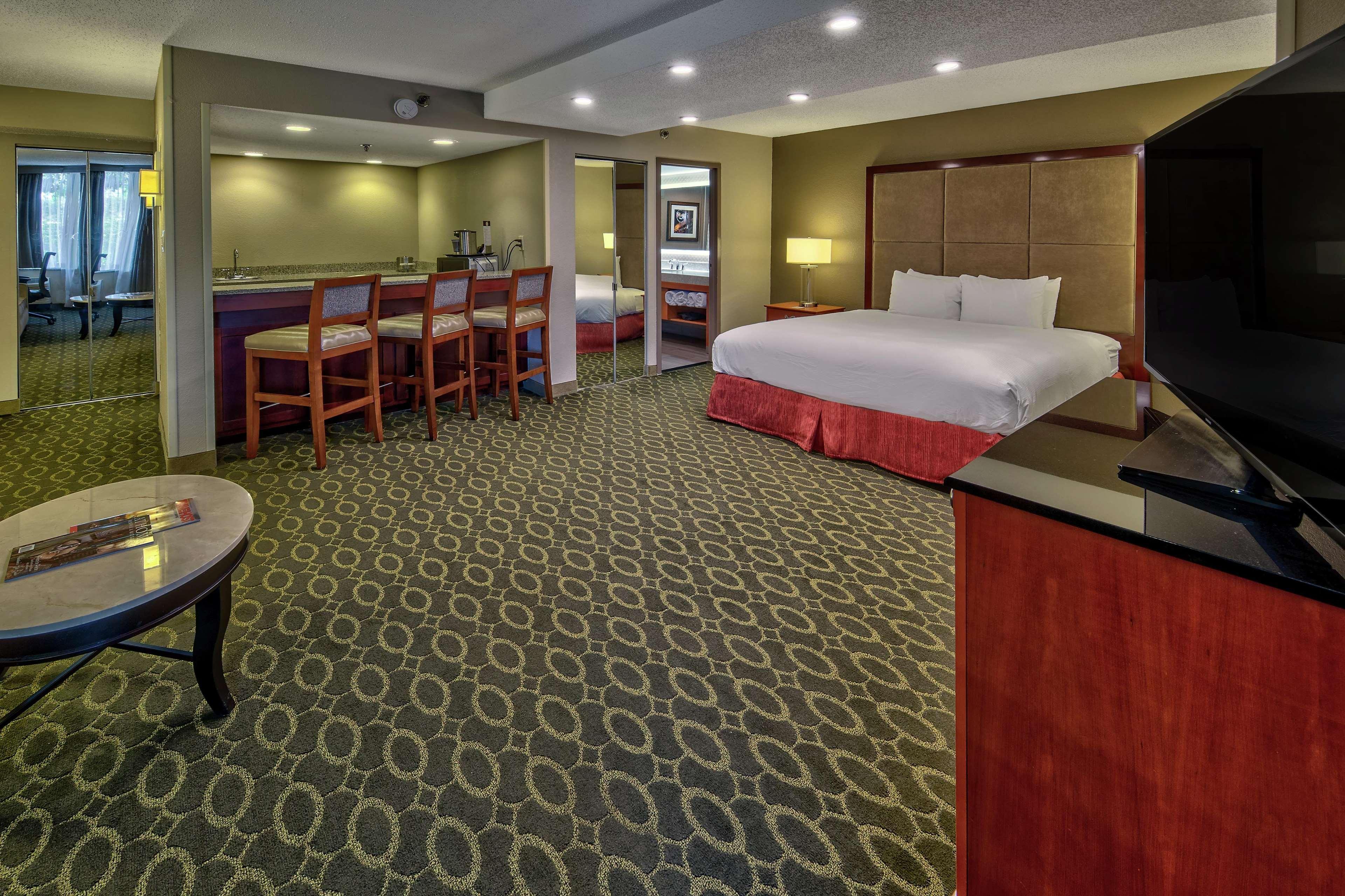 Doubletree By Hilton Memphis Hotel Buitenkant foto