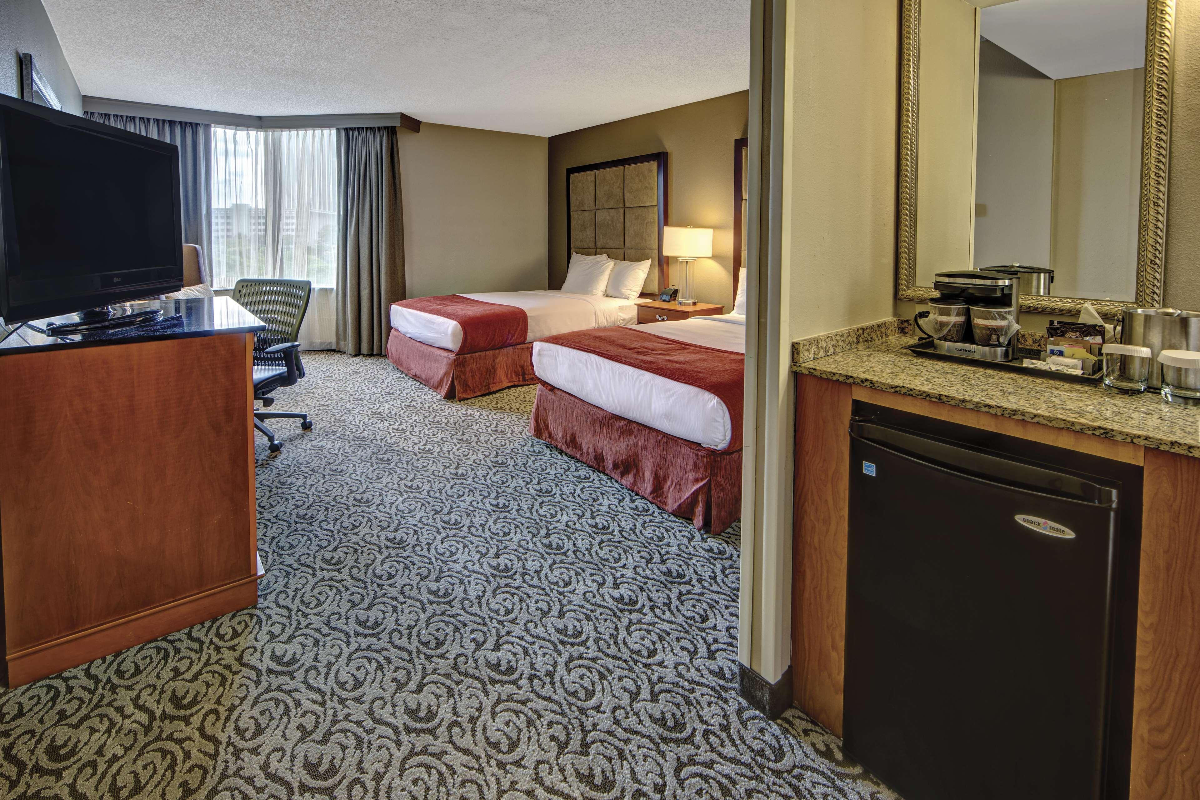 Doubletree By Hilton Memphis Hotel Buitenkant foto