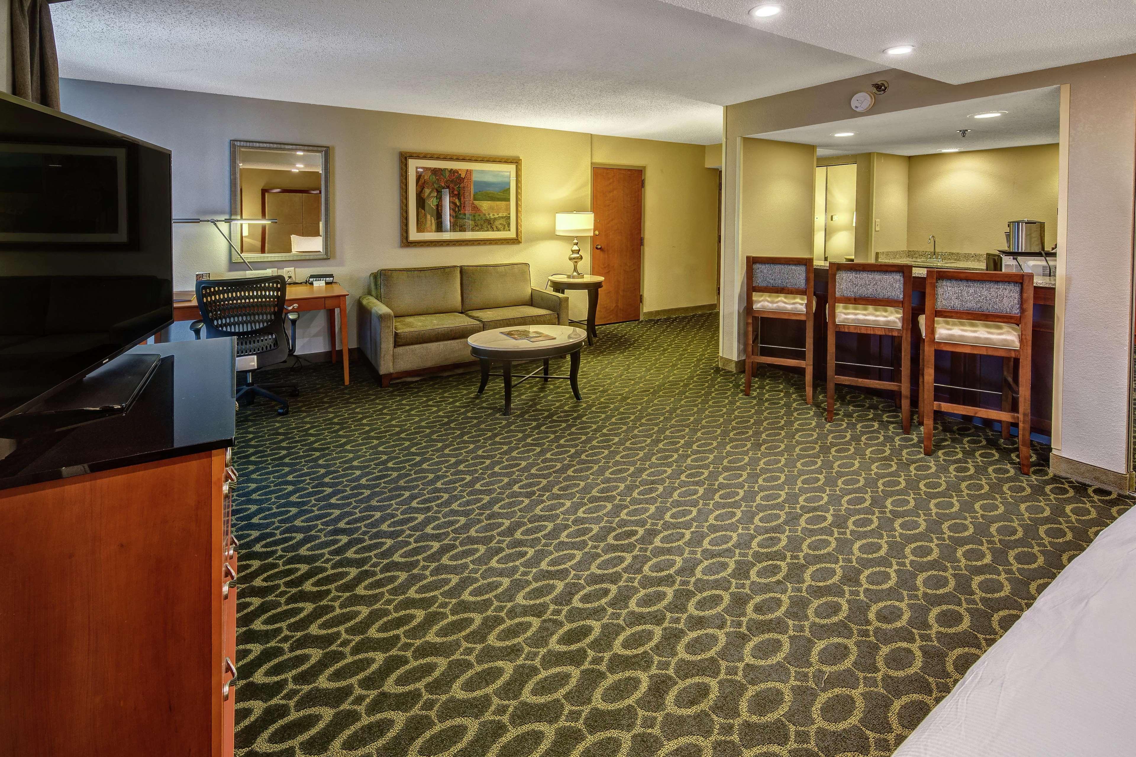 Doubletree By Hilton Memphis Hotel Buitenkant foto